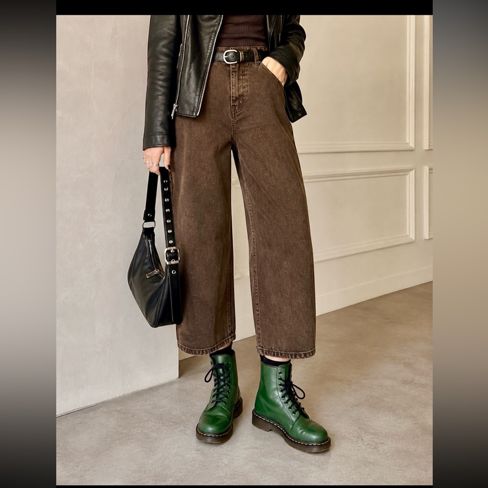 Dr. Martens Green Leather Ankle Boots - Picture 10 of 11